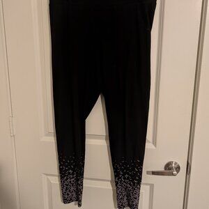 Torrid Size 2 Black Leggings with White Accents at Ankles